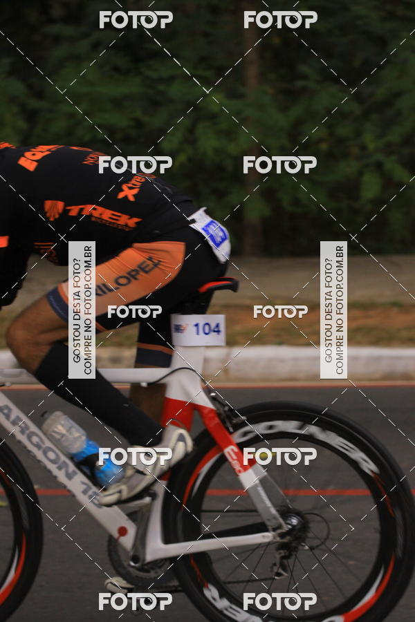 Buy your photos of the eventVSERIES Duathlon & Running on Fotop