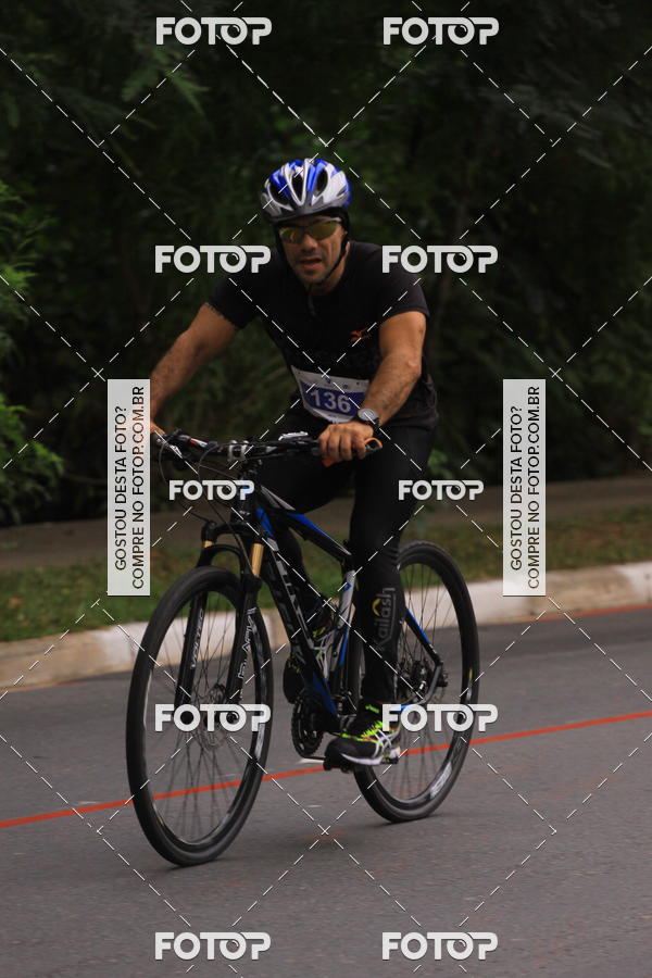 Buy your photos of the eventVSERIES Duathlon & Running on Fotop
