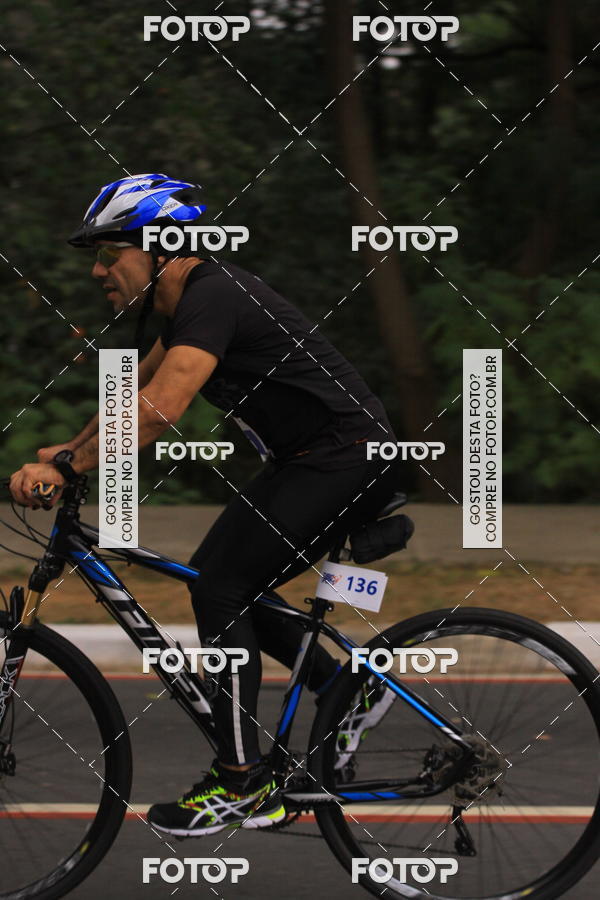 Buy your photos of the eventVSERIES Duathlon & Running on Fotop