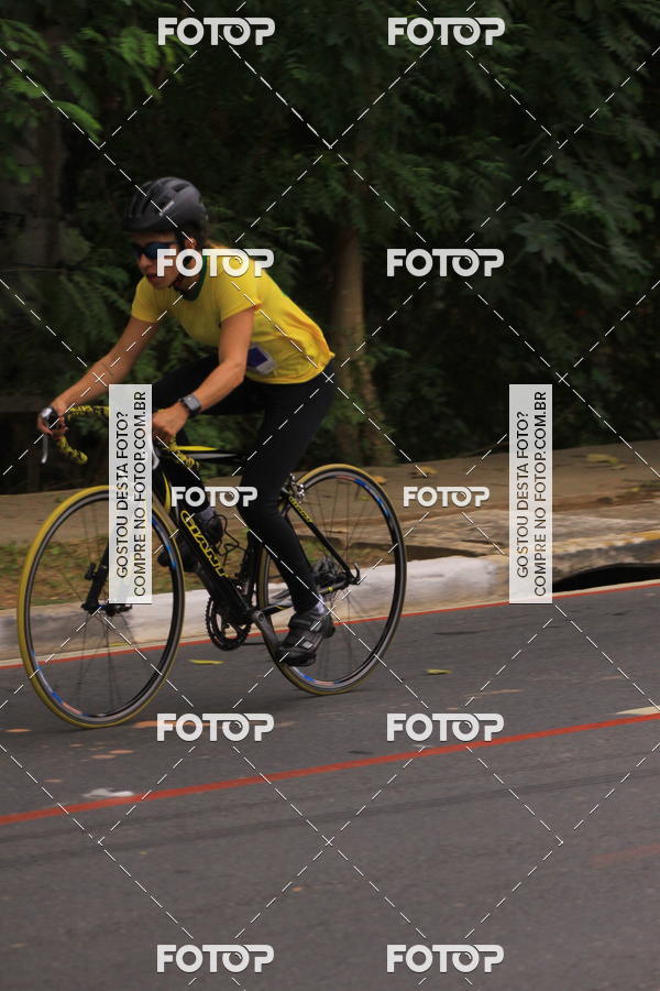 Buy your photos of the eventVSERIES Duathlon & Running on Fotop