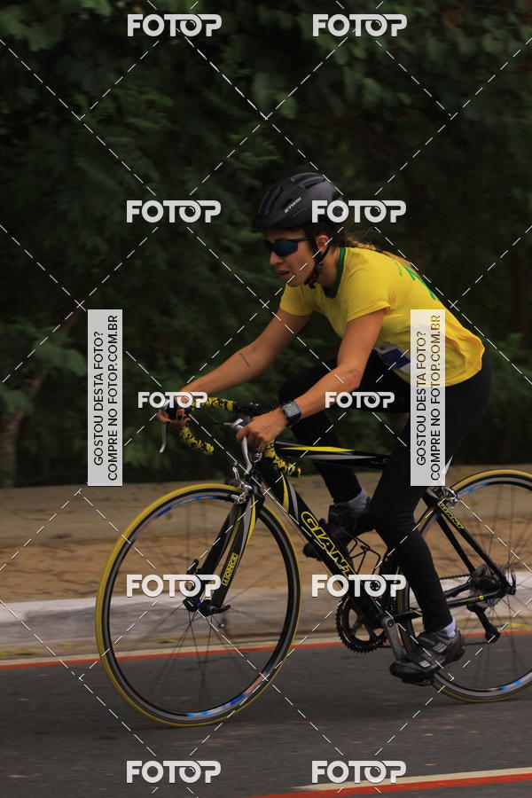 Buy your photos of the eventVSERIES Duathlon & Running on Fotop