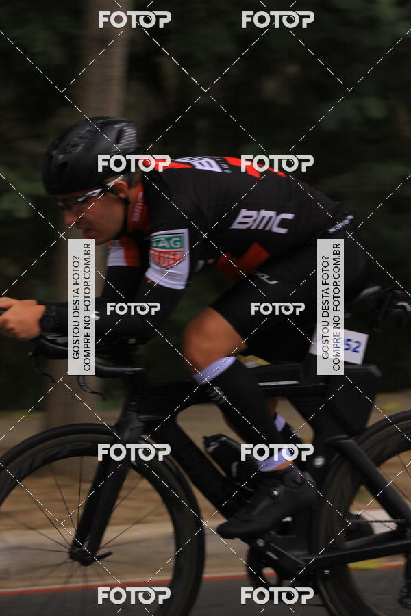 Buy your photos of the eventVSERIES Duathlon & Running on Fotop