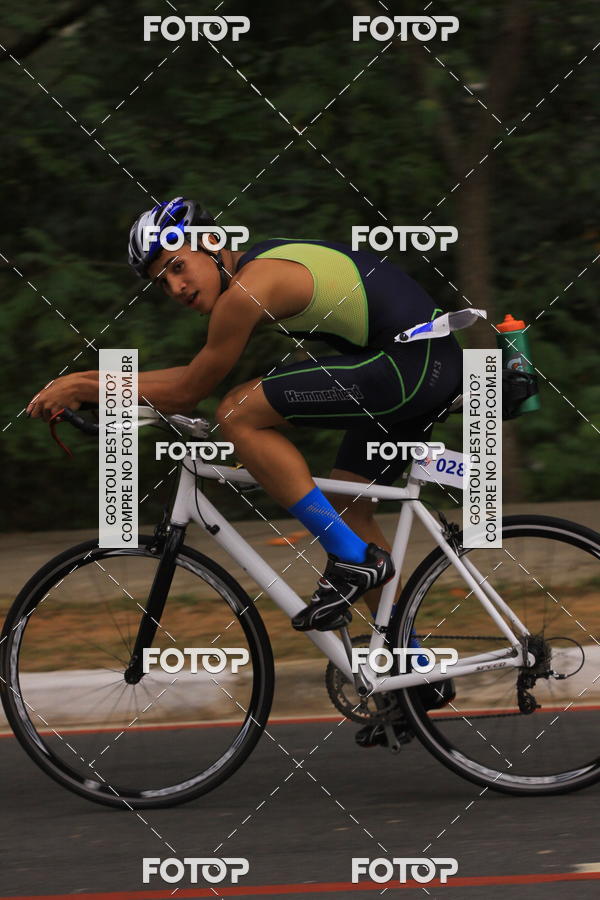 Buy your photos of the eventVSERIES Duathlon & Running on Fotop