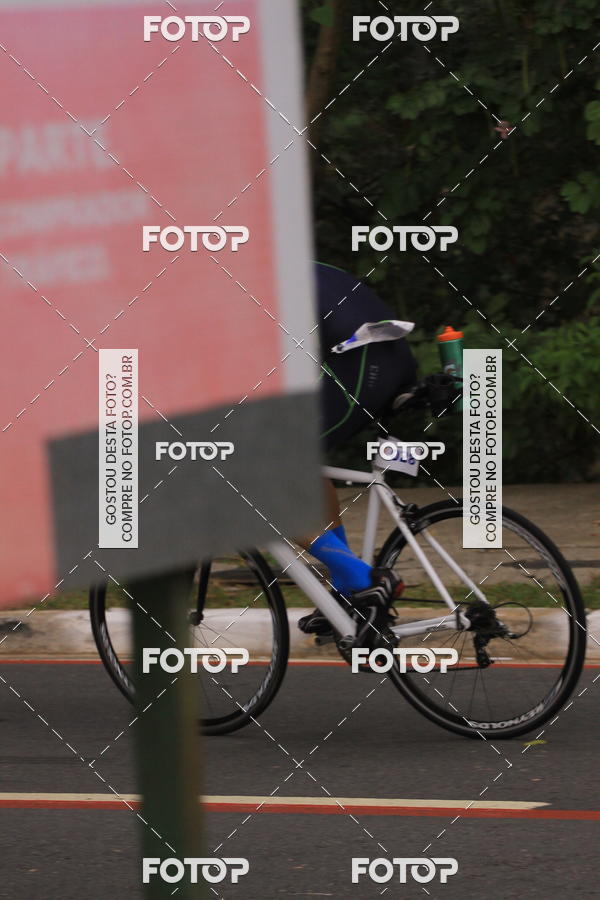 Buy your photos of the eventVSERIES Duathlon & Running on Fotop