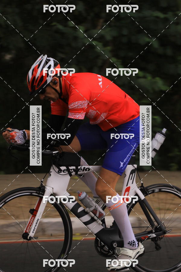 Buy your photos of the eventVSERIES Duathlon & Running on Fotop