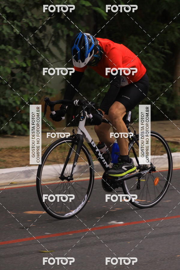 Buy your photos of the eventVSERIES Duathlon & Running on Fotop