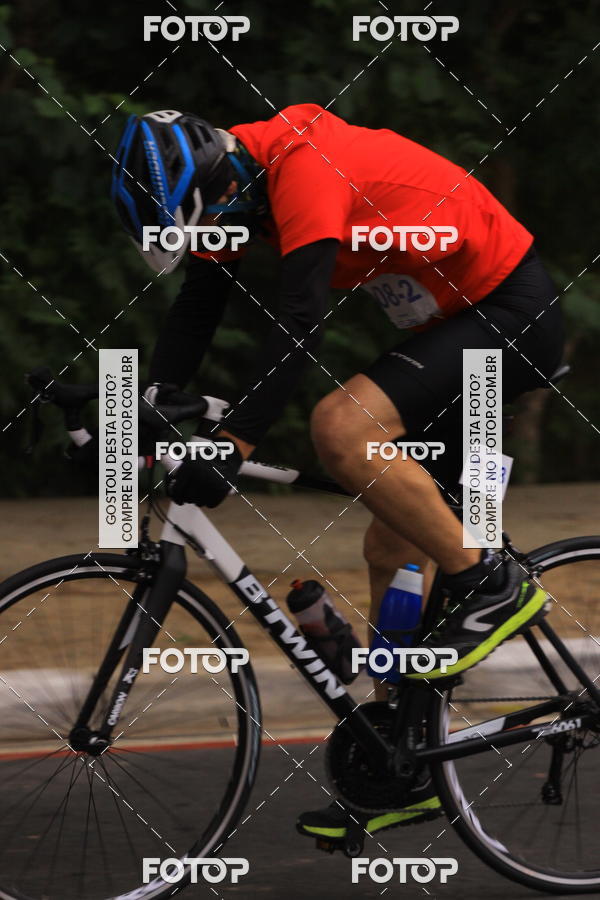 Buy your photos of the eventVSERIES Duathlon & Running on Fotop