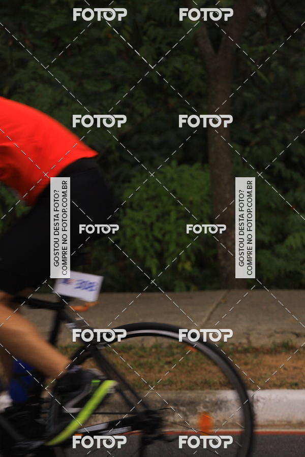 Buy your photos of the eventVSERIES Duathlon & Running on Fotop