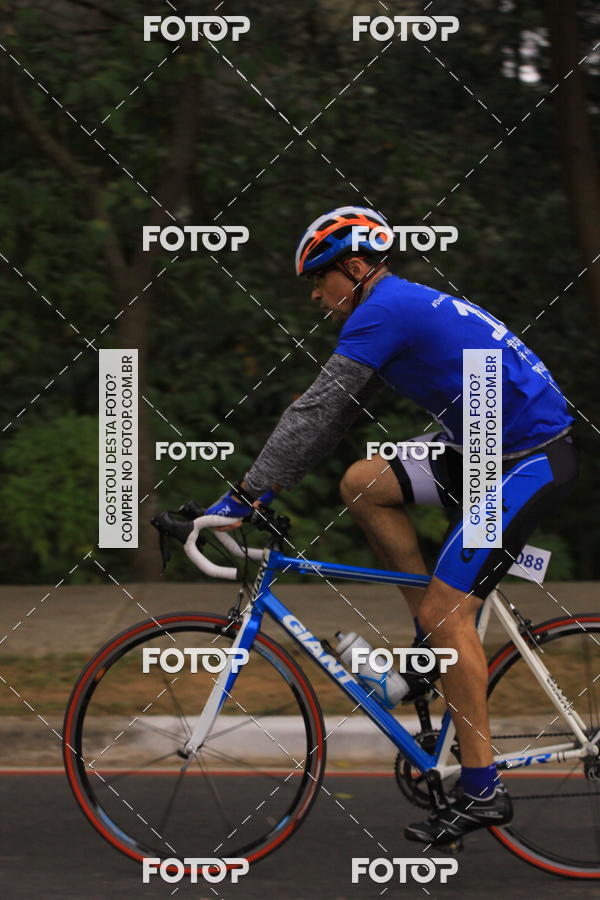 Buy your photos of the eventVSERIES Duathlon & Running on Fotop