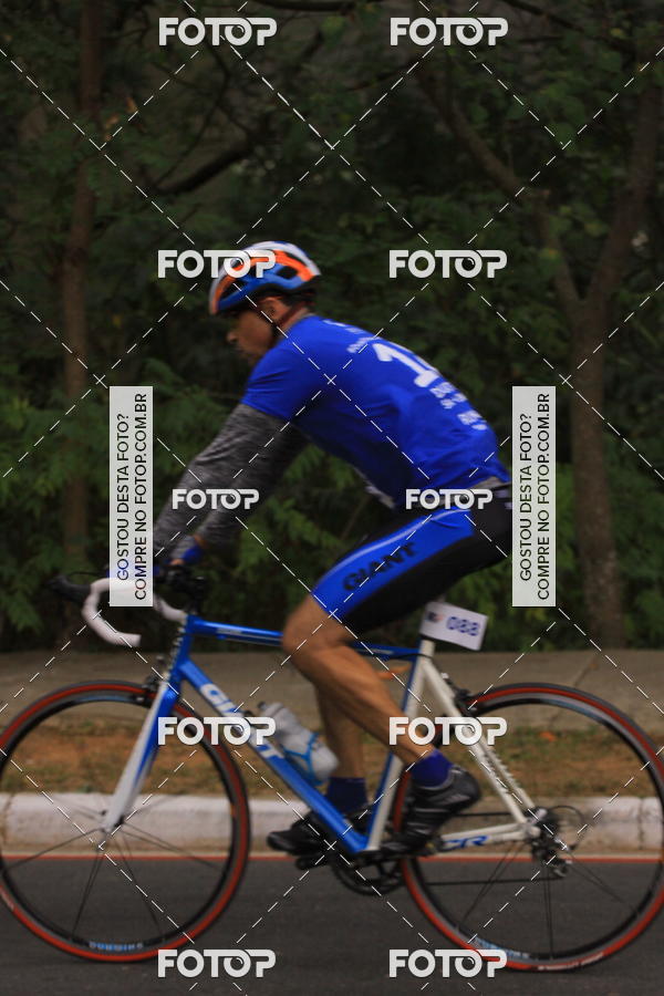 Buy your photos of the eventVSERIES Duathlon & Running on Fotop