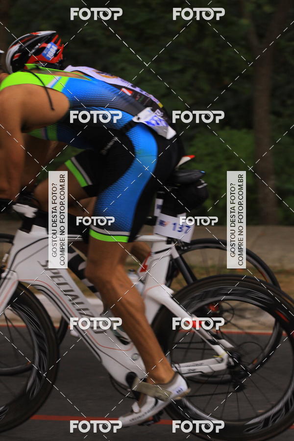 Buy your photos of the eventVSERIES Duathlon & Running on Fotop