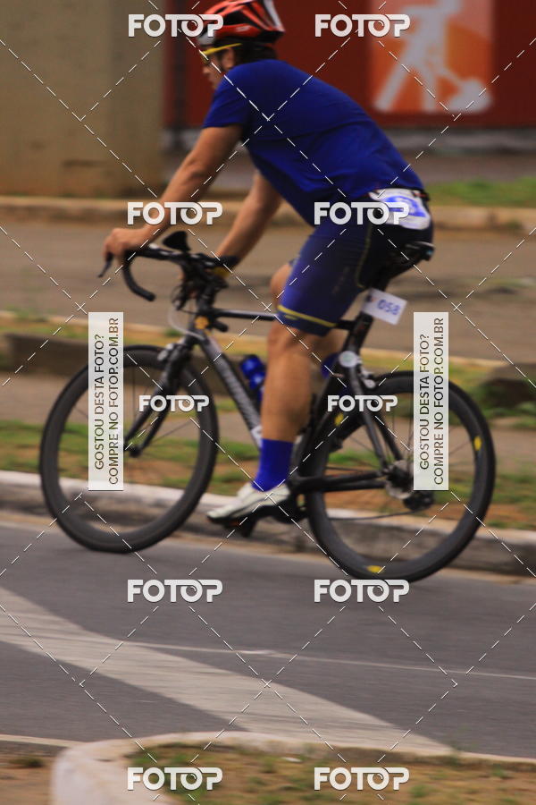 Buy your photos of the eventVSERIES Duathlon & Running on Fotop