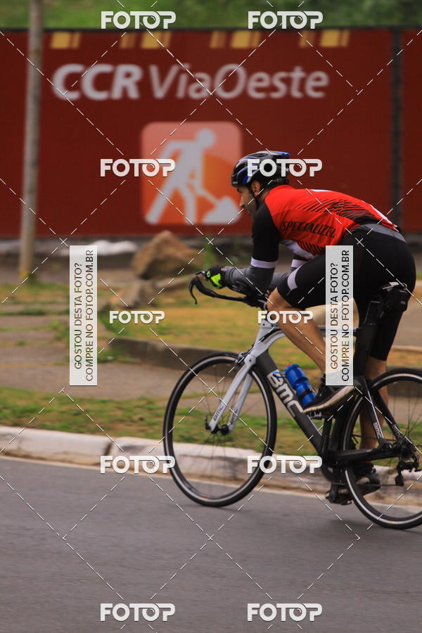 Buy your photos of the eventVSERIES Duathlon & Running on Fotop