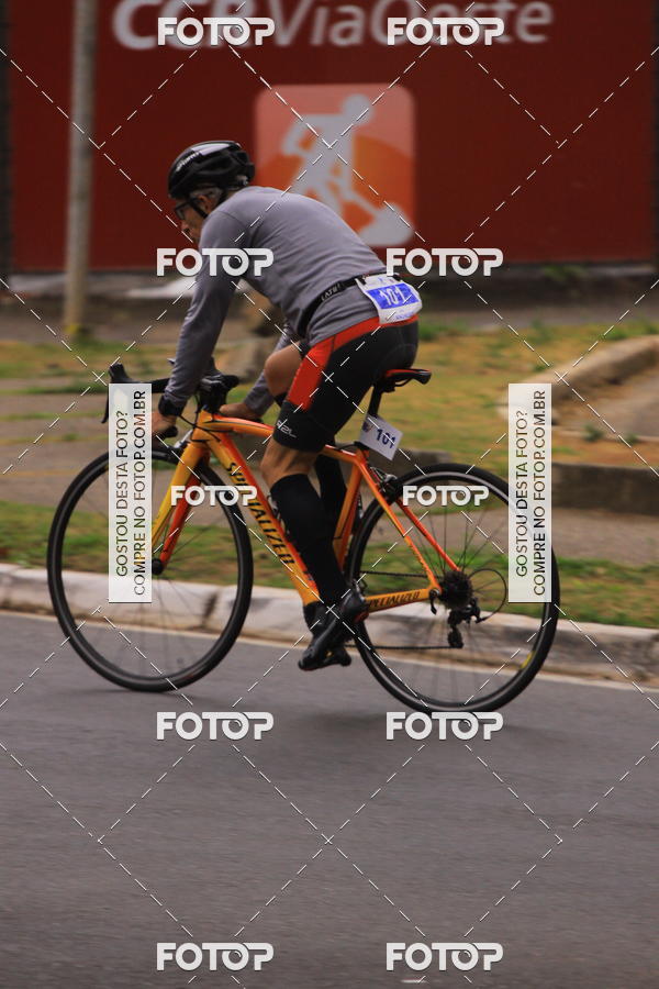 Buy your photos of the eventVSERIES Duathlon & Running on Fotop