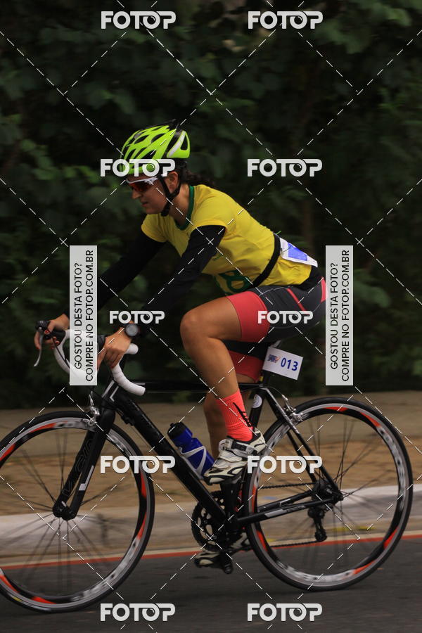 Buy your photos of the eventVSERIES Duathlon & Running on Fotop