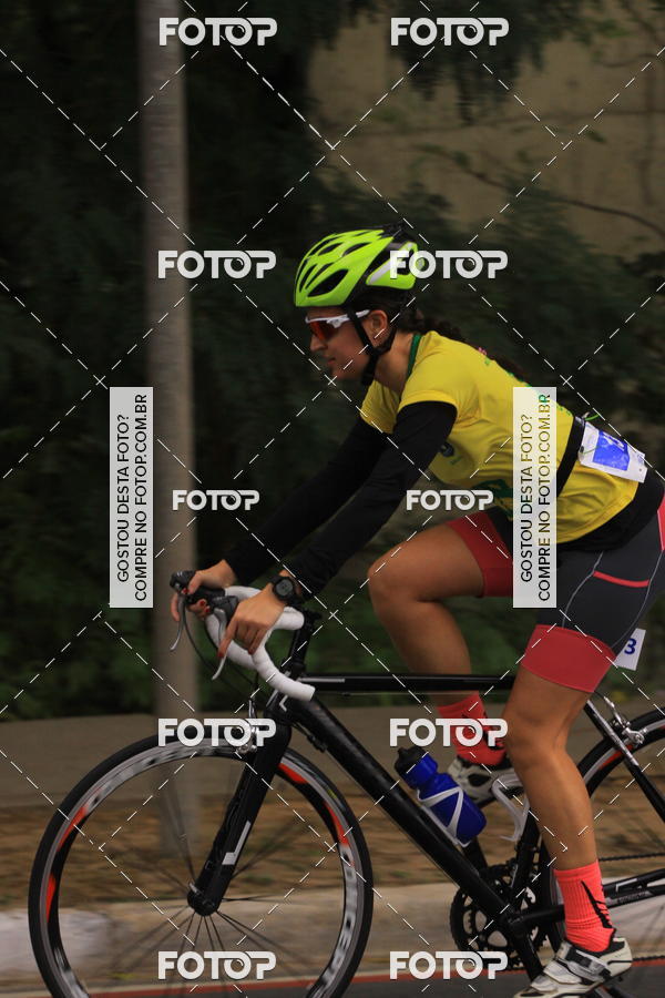 Buy your photos of the eventVSERIES Duathlon & Running on Fotop