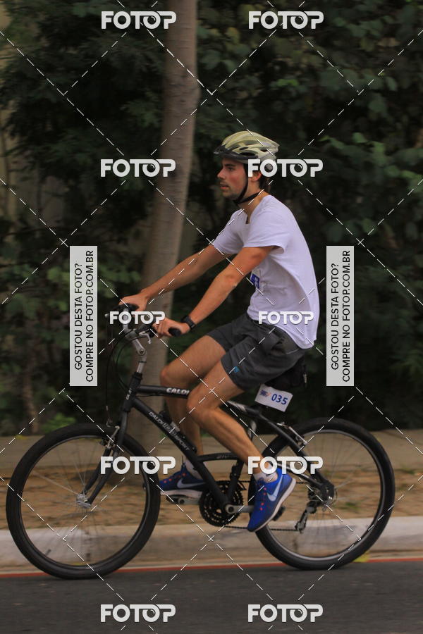 Buy your photos of the eventVSERIES Duathlon & Running on Fotop