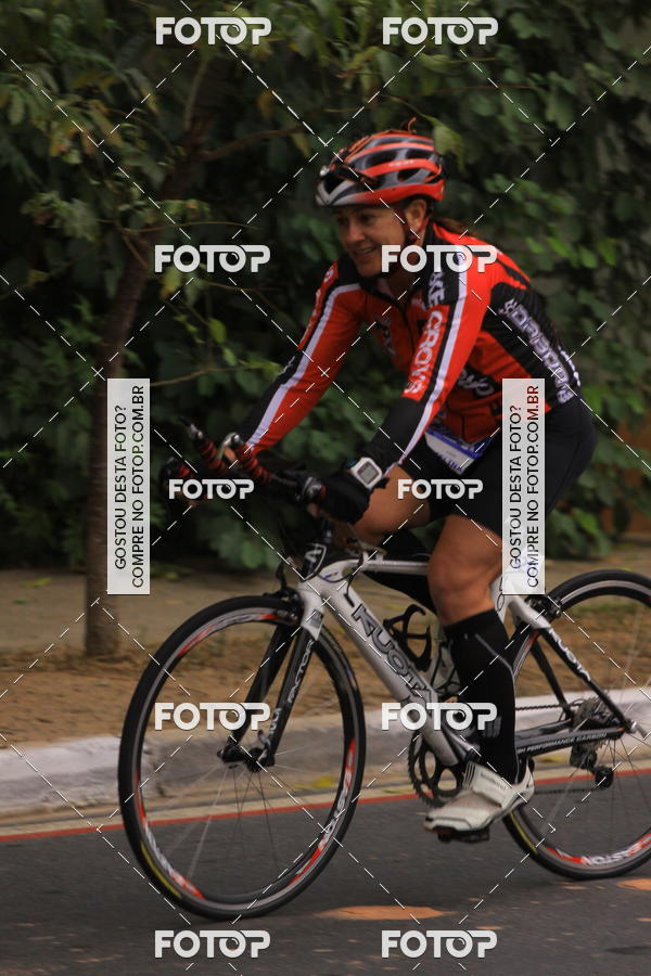 Buy your photos of the eventVSERIES Duathlon & Running on Fotop