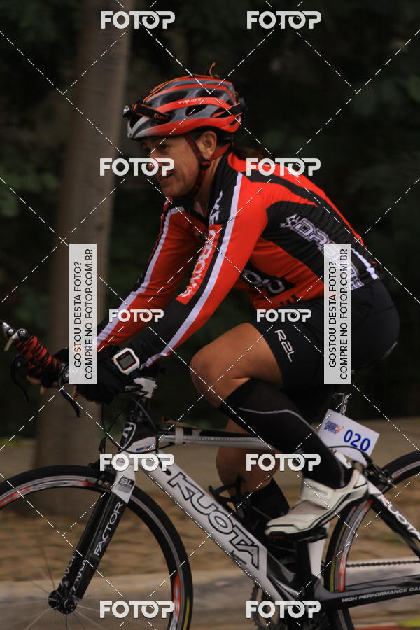 Buy your photos of the eventVSERIES Duathlon & Running on Fotop