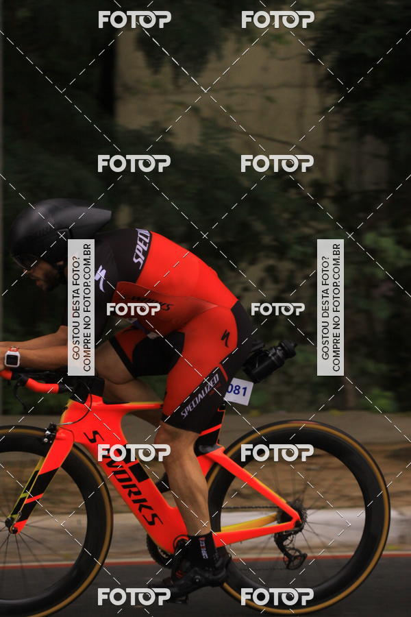 Buy your photos of the eventVSERIES Duathlon & Running on Fotop