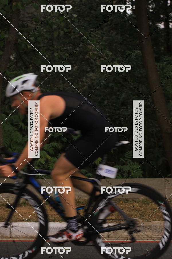 Buy your photos of the eventVSERIES Duathlon & Running on Fotop