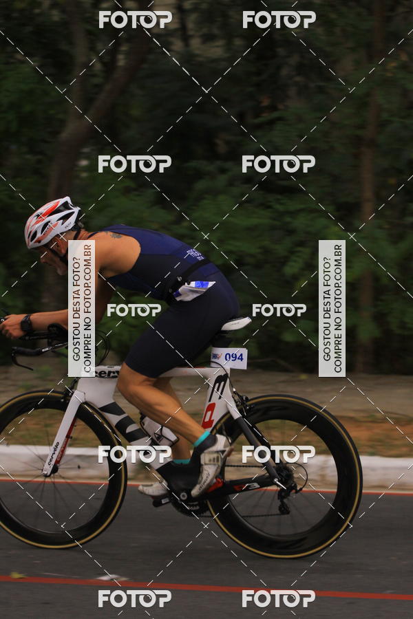 Buy your photos of the eventVSERIES Duathlon & Running on Fotop