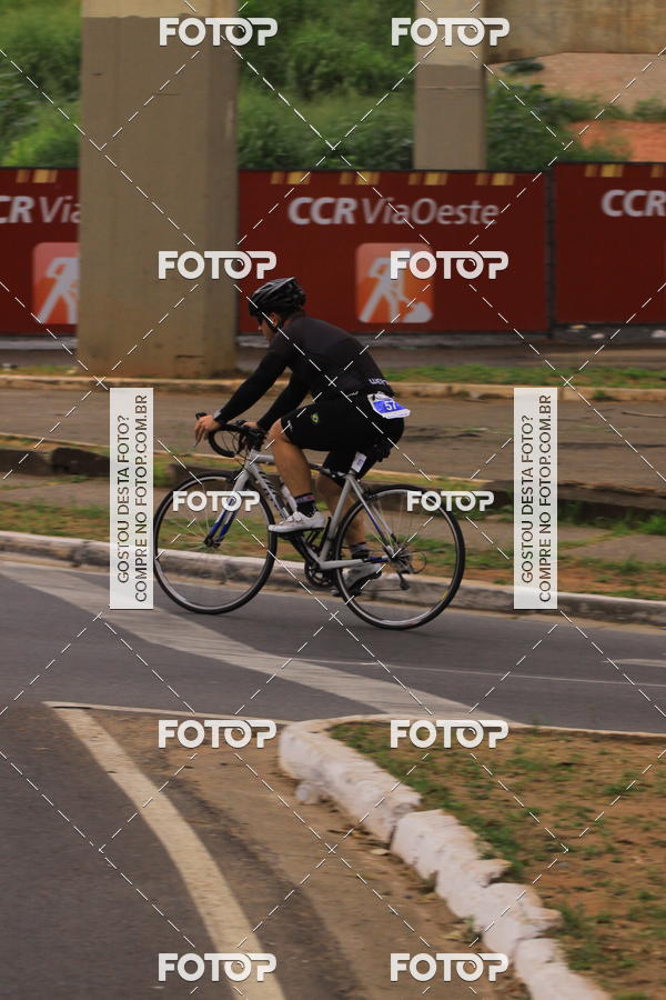 Buy your photos of the eventVSERIES Duathlon & Running on Fotop