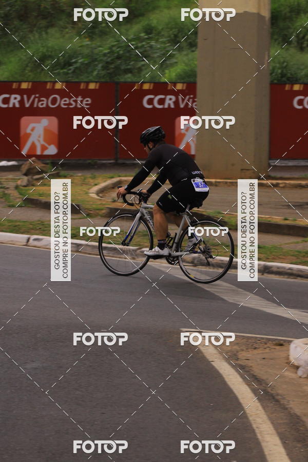 Buy your photos of the eventVSERIES Duathlon & Running on Fotop