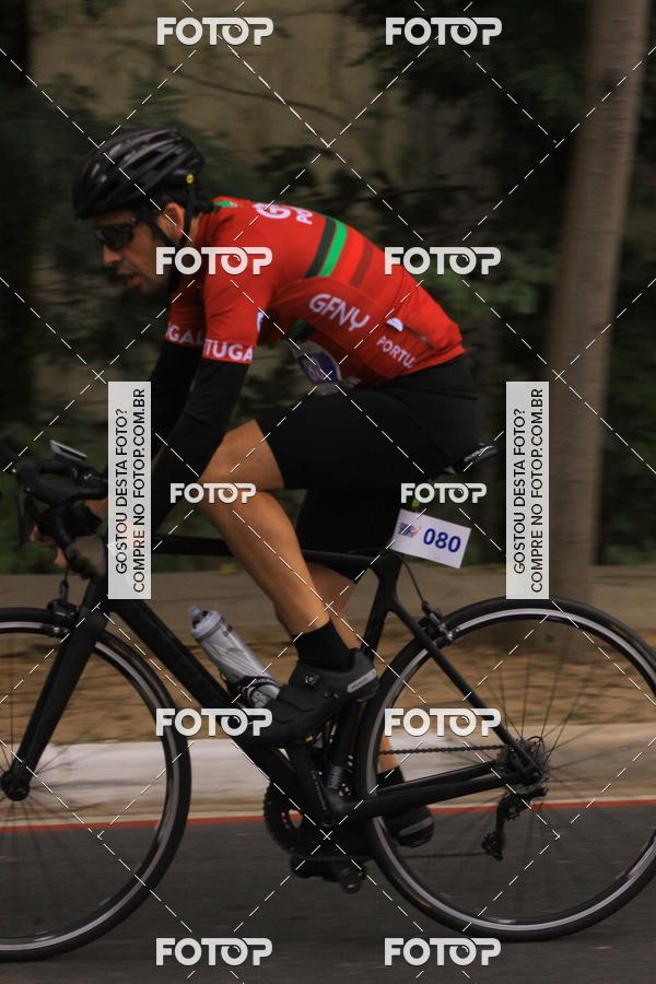 Buy your photos of the eventVSERIES Duathlon & Running on Fotop