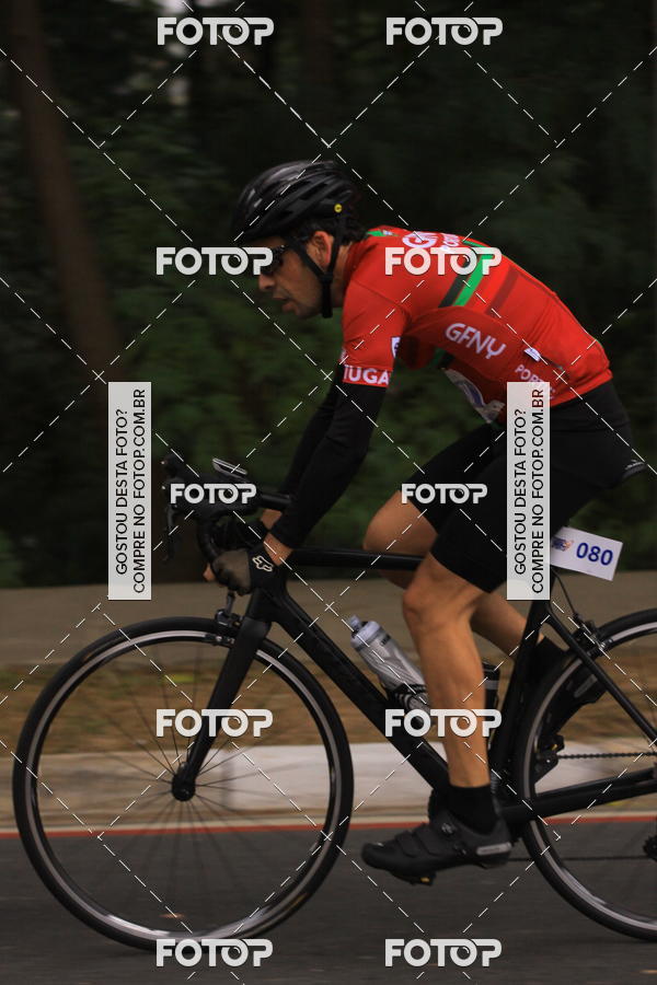 Buy your photos of the eventVSERIES Duathlon & Running on Fotop