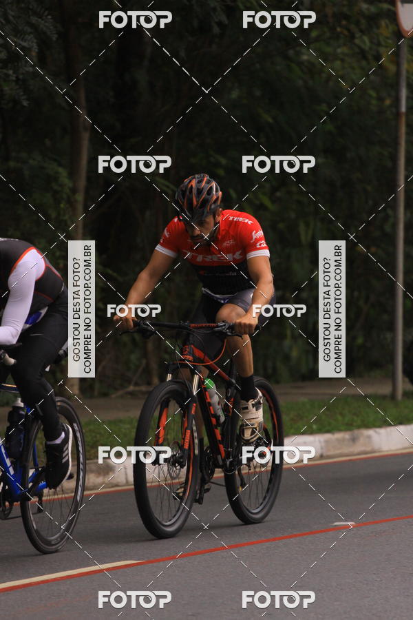 Buy your photos of the eventVSERIES Duathlon & Running on Fotop