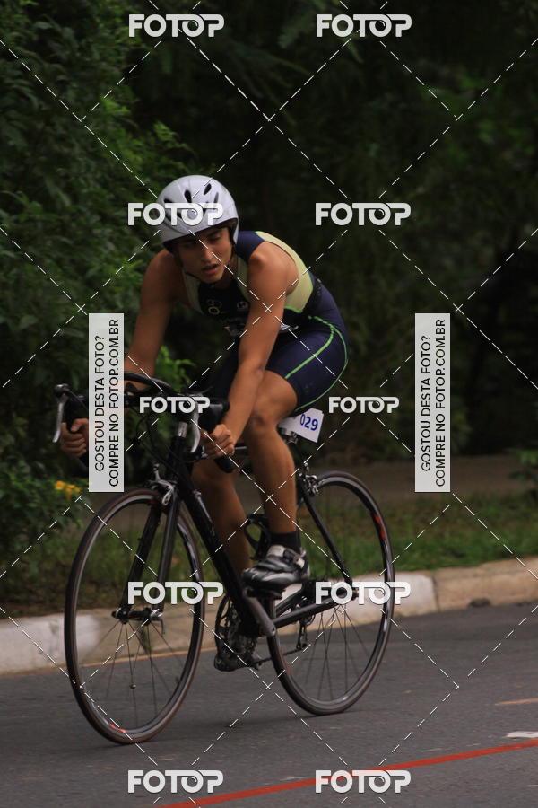Buy your photos of the eventVSERIES Duathlon & Running on Fotop