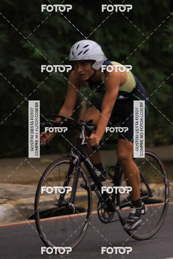 Buy your photos of the eventVSERIES Duathlon & Running on Fotop