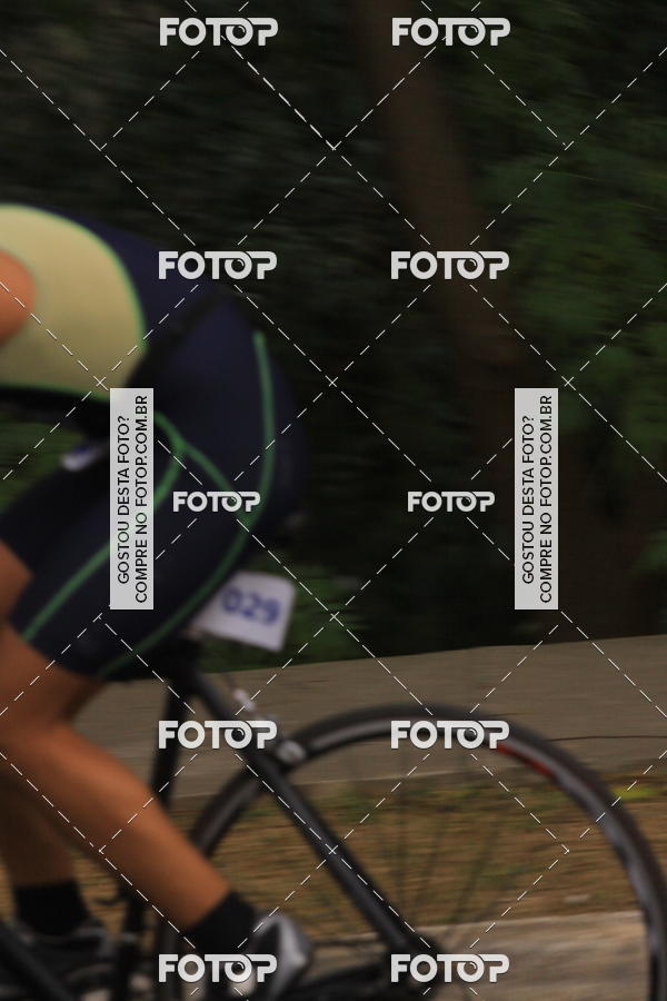 Buy your photos of the eventVSERIES Duathlon & Running on Fotop