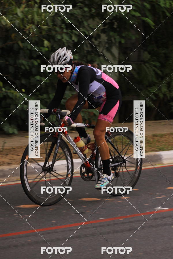 Buy your photos of the eventVSERIES Duathlon & Running on Fotop