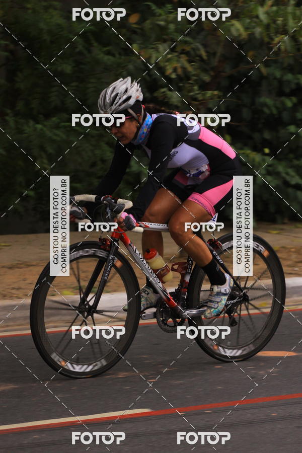 Buy your photos of the eventVSERIES Duathlon & Running on Fotop