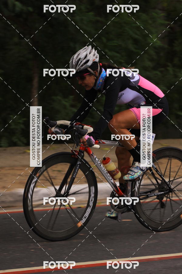 Buy your photos of the eventVSERIES Duathlon & Running on Fotop