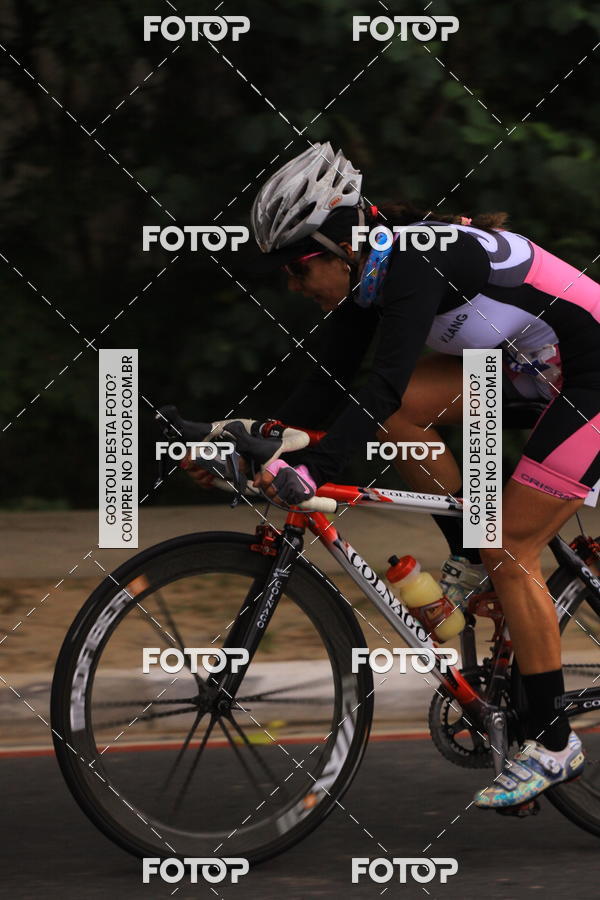 Buy your photos of the eventVSERIES Duathlon & Running on Fotop