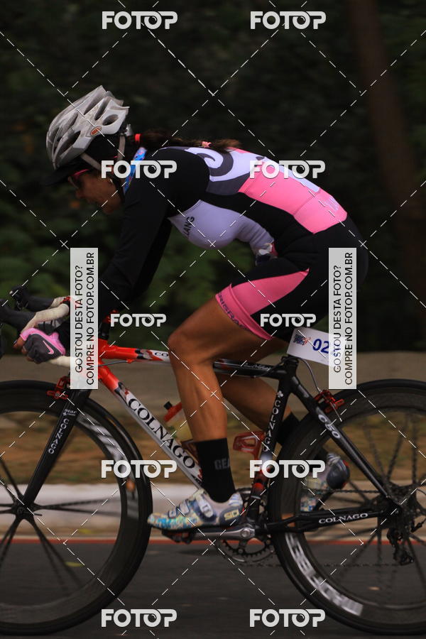 Buy your photos of the eventVSERIES Duathlon & Running on Fotop