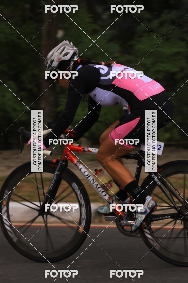 Buy your photos of the eventVSERIES Duathlon & Running on Fotop