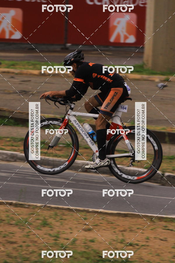Buy your photos of the eventVSERIES Duathlon & Running on Fotop