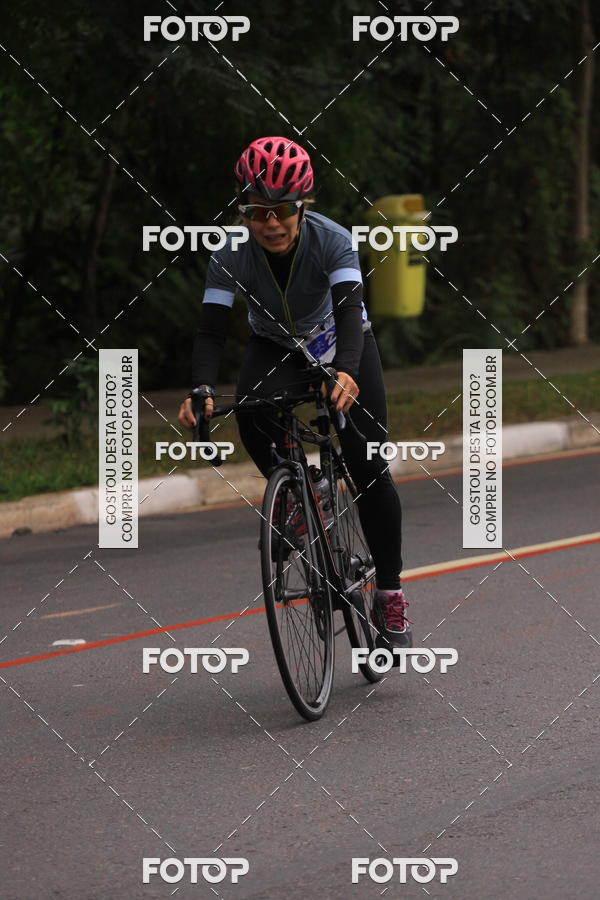 Buy your photos of the eventVSERIES Duathlon & Running on Fotop