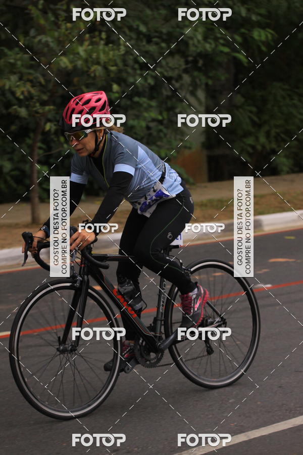 Buy your photos of the eventVSERIES Duathlon & Running on Fotop