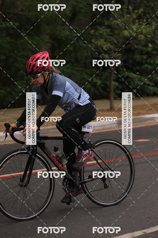 Buy your photos of the eventVSERIES Duathlon & Running on Fotop