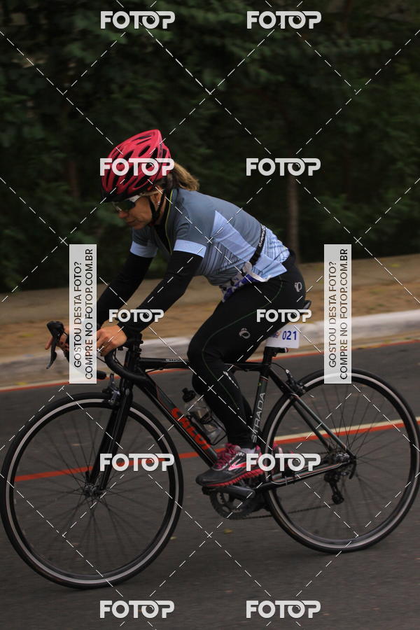 Buy your photos of the eventVSERIES Duathlon & Running on Fotop