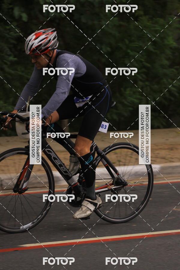 Buy your photos of the eventVSERIES Duathlon & Running on Fotop