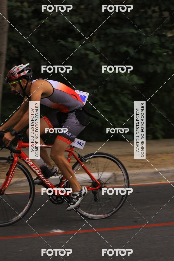 Buy your photos of the eventVSERIES Duathlon & Running on Fotop