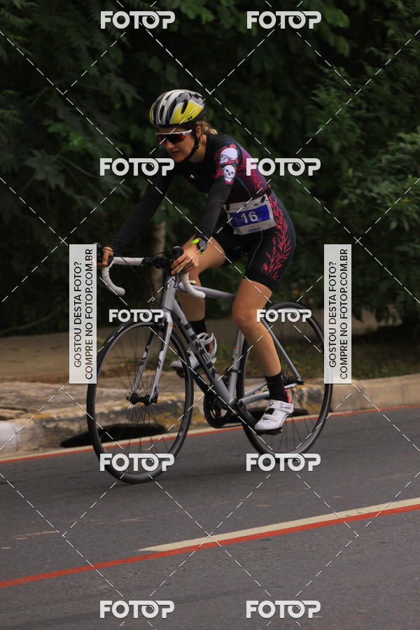 Buy your photos of the eventVSERIES Duathlon & Running on Fotop