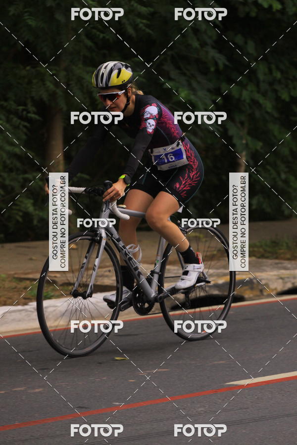 Buy your photos of the eventVSERIES Duathlon & Running on Fotop