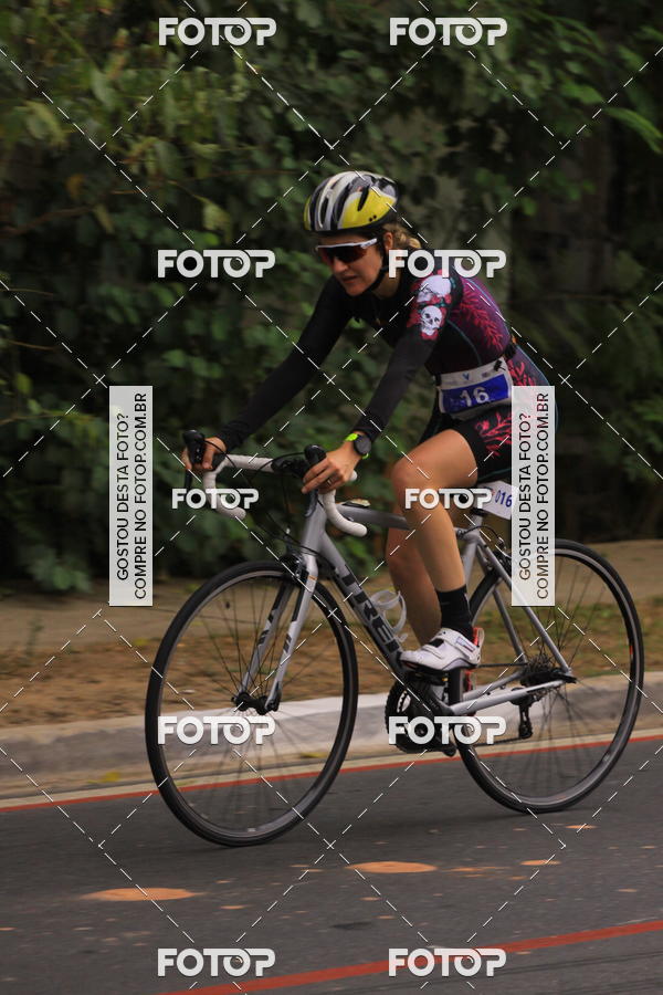 Buy your photos of the eventVSERIES Duathlon & Running on Fotop